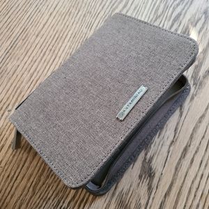 2019 KLM Jantaminiau Limited Edition Amenity Kit (No Contents)